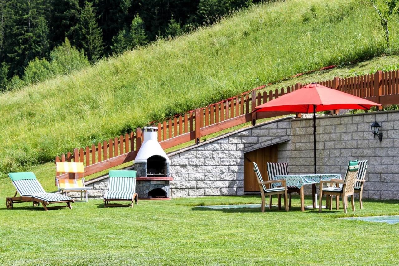 Apartments Mirandula Ortisei Eksteriør billede